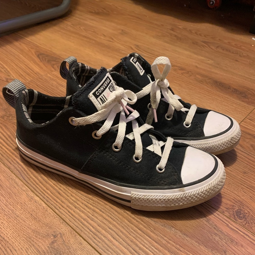 Girls Converse